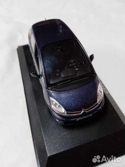 Модель 1:43 Citroen C4 Picasso toit tole