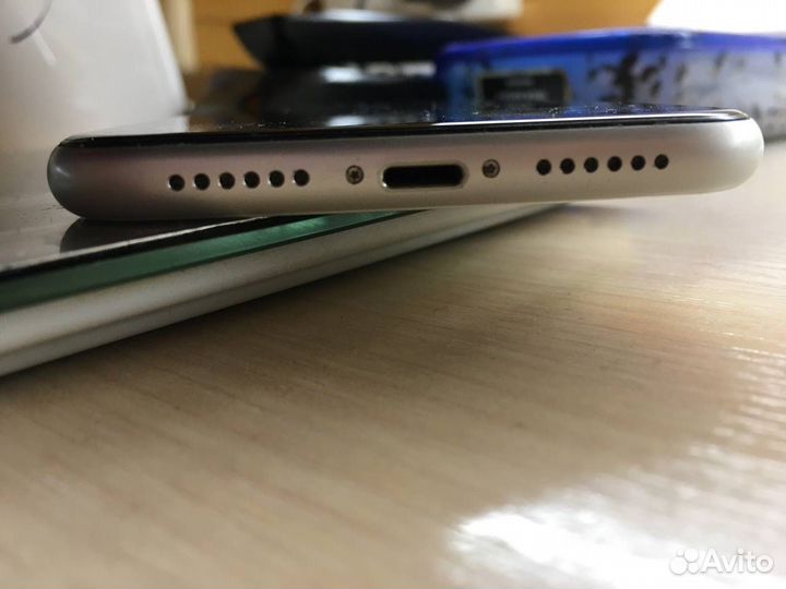iPhone Xr, 128 ГБ