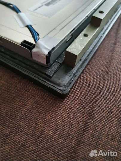 Сенсорный монитор