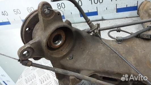 Ступица задняя левая volkswagen transporter T5 (FB