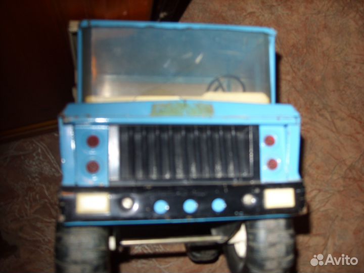 Игрушки машина большая