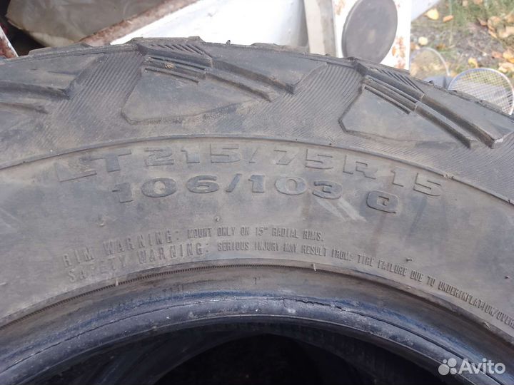 Kumho Road Venture M/T KL71 215/75 R15