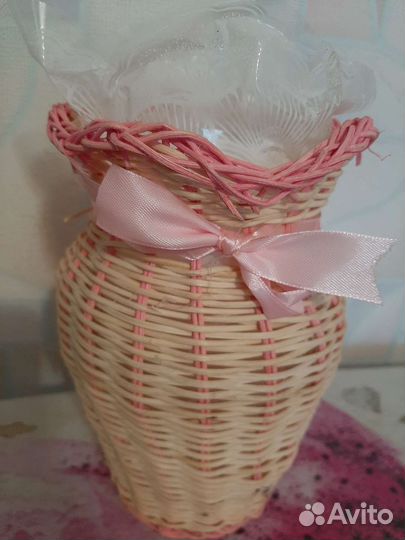 Корзина плетеная для подарков