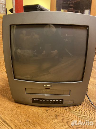 Телевизор-видеомагнитофон