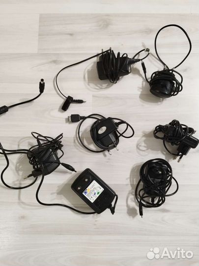 Зарядное устройство