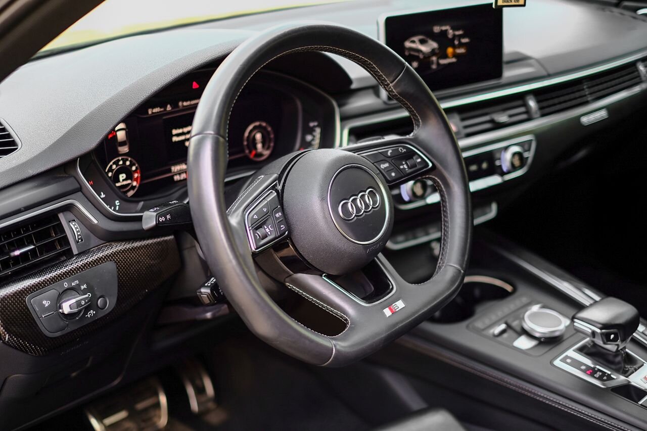 Audi S4: фото из отзыва