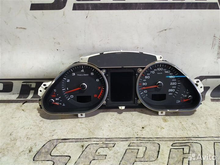 Панель приборов Audi A6 C6 2.8 CCE 2010