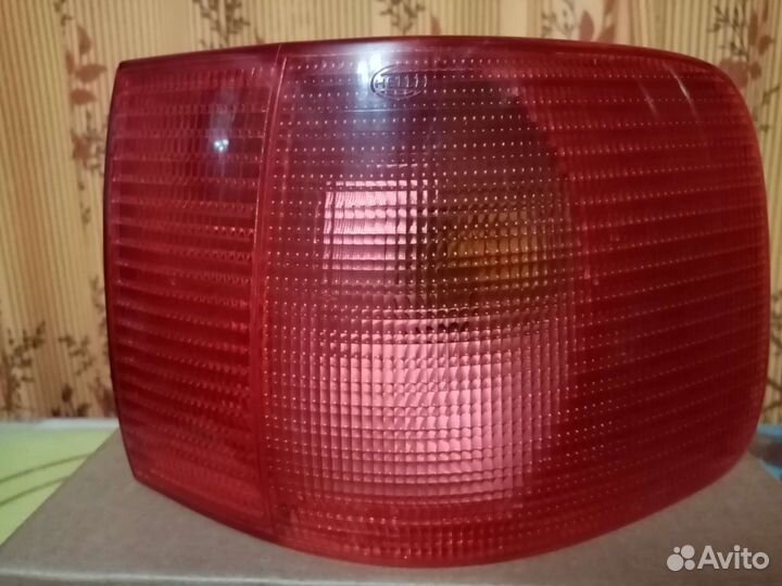Фонарь Hella audi 100C4, A6C4