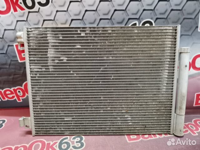 Радиатор кондиционера передний Renault Logan