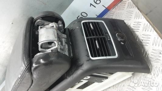 Подлокотник центральный audi A6 C6 (YUK02IX01)
