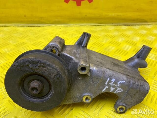 Кронштейн гидроусилителя Mitsubishi Pajero