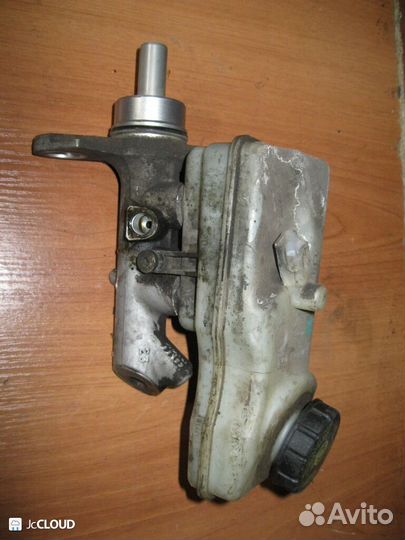 Главный тормозной цилиндр на renault megane II LM0