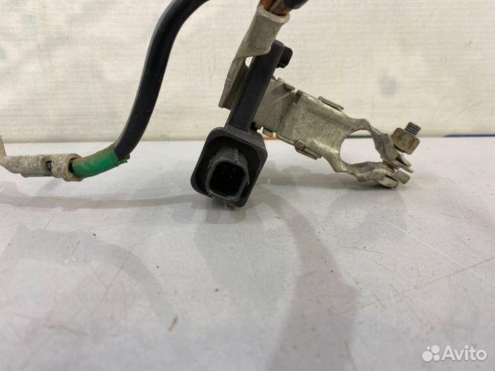 Провод силовой Toyota Avensis T270 1ZR-FAE 2009