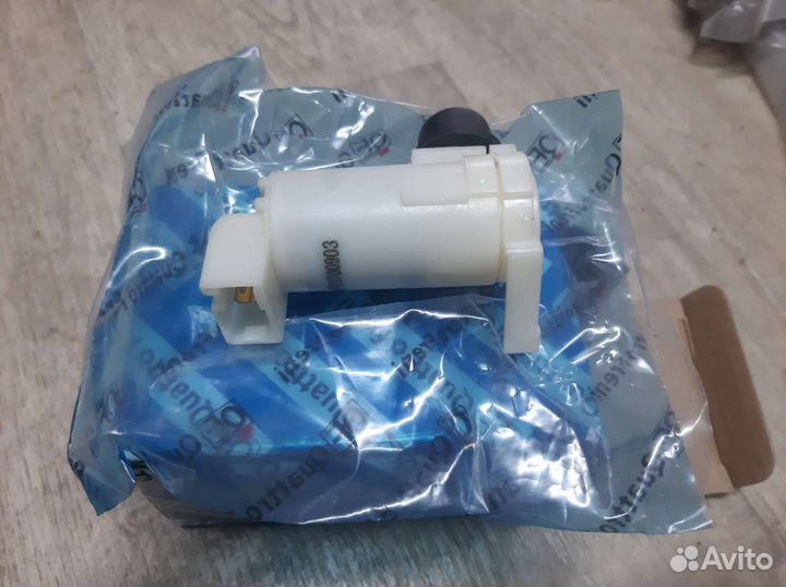 Мотор (насос) бачка стеклоомывателя Nissan X-Trail