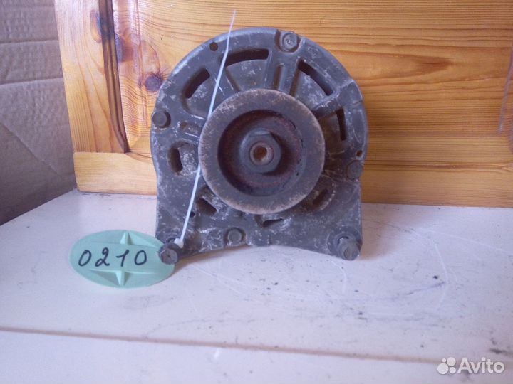 Генератор для Audi A8 (4E) а6с6 2003-2010 (4,2)