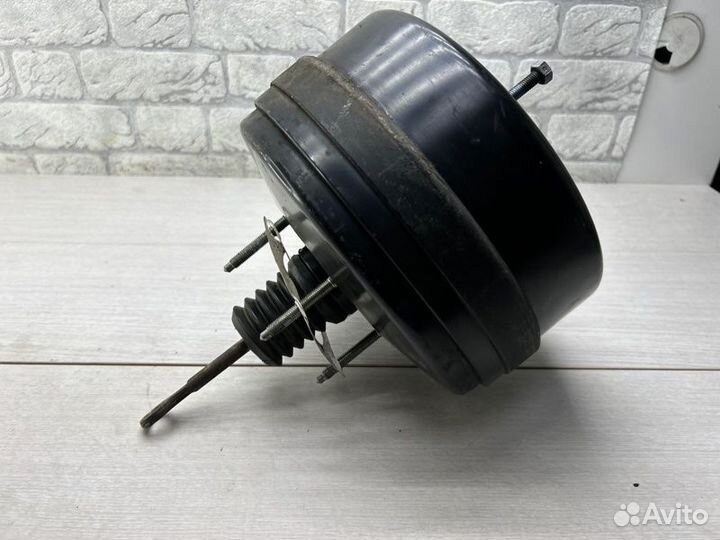 Вакуумный усилитель тормозов Ford Transit 8