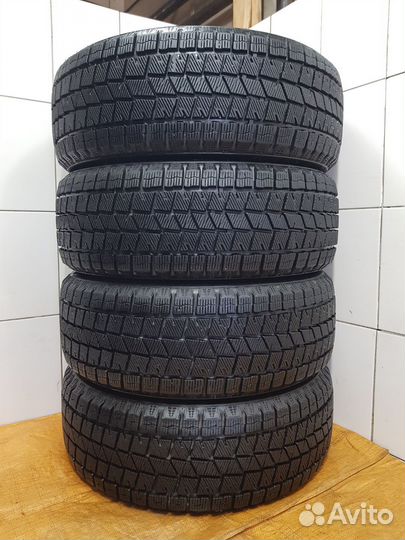 Sailun Ice Blazer Arctic SUV 215/55 R18 99H