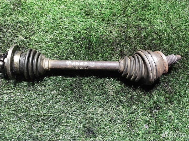 Привод левый передний Skoda Fabia