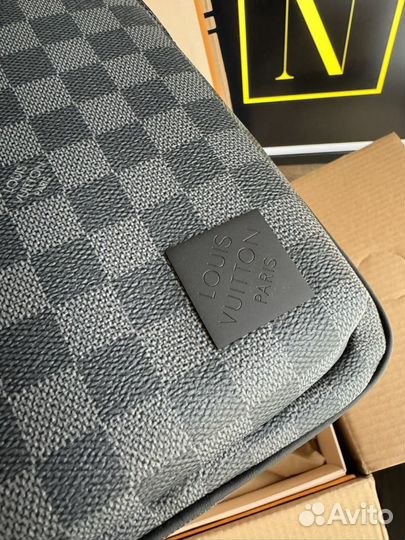 Louis Vuitton Avenue Sling Bag