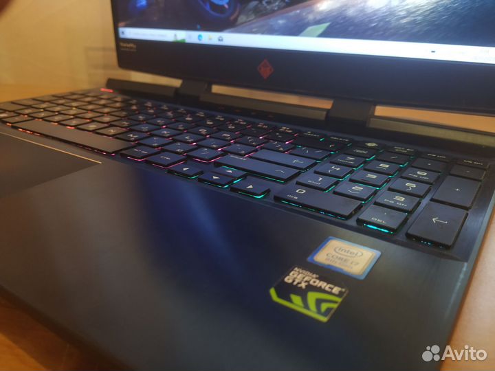 Мощный игровой ноутбук HP omen GTX 1070
