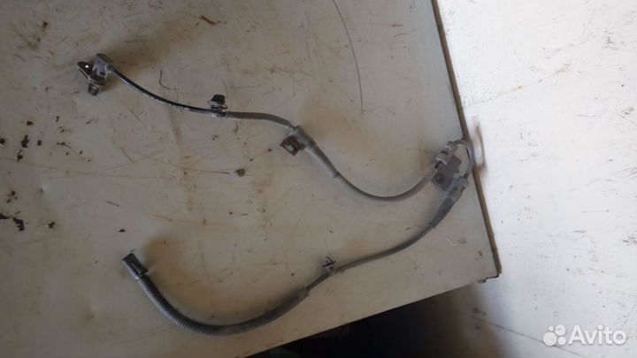 Hyundai i30 датчик абс передний левый