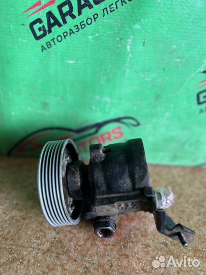 Насос гидроусилителя руля Renault Scenic F3R 1998