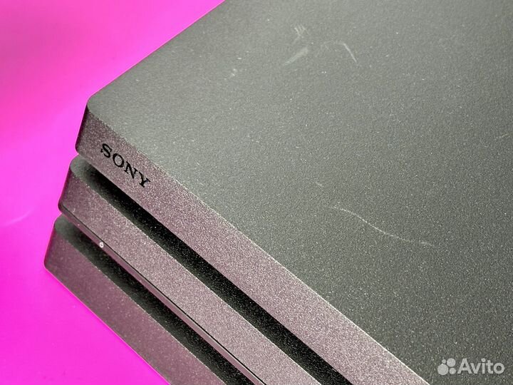 Sony PS4 Pro 1TB Jet Black с коробкой (Ростест)