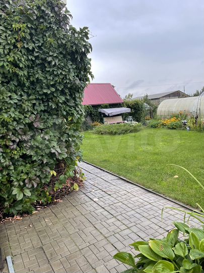 Коттедж 100 м² на участке 10,4 сот.