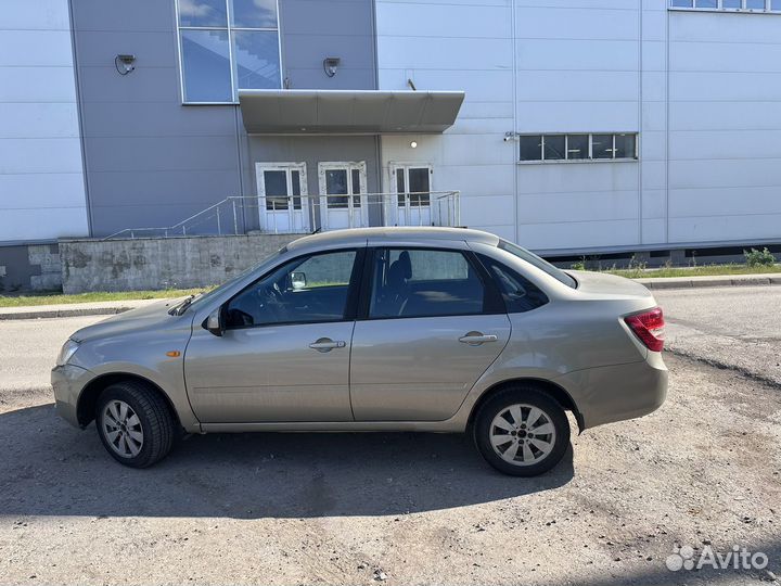 LADA Granta 1.6 МТ, 2013, 117 000 км