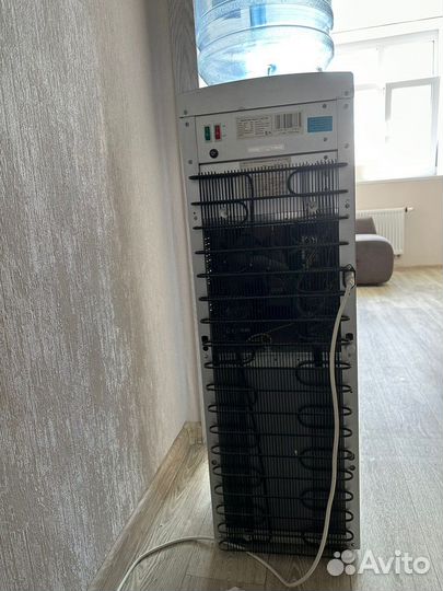 Кулер для воды с холодильником бу