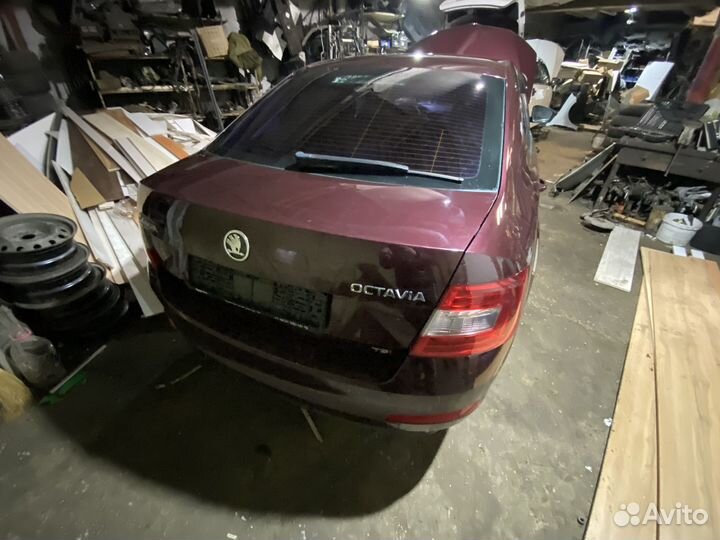 Автомобиль на запчасти skoda oktavia A7 1.4 DSG