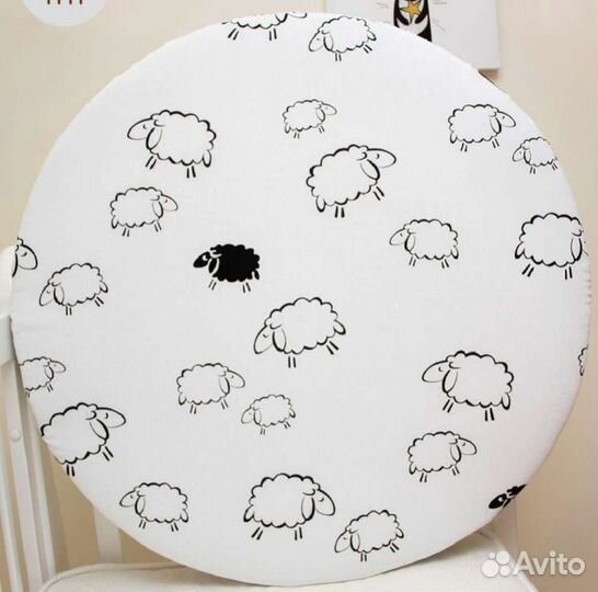 Простыни на круглую кроватку новые