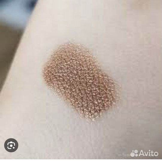 Кремовые тени Charlotte Tilbury