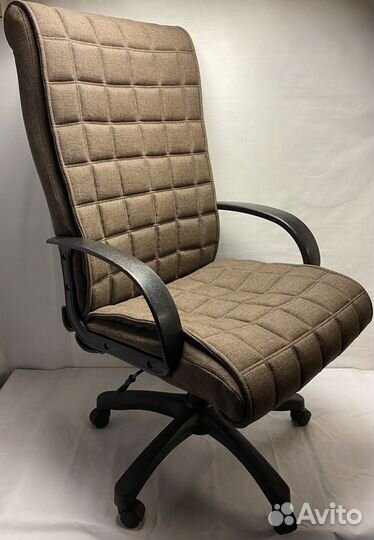 Компьютерное кресло