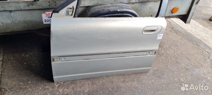 Дверь передняя левая Volvo S80 2003