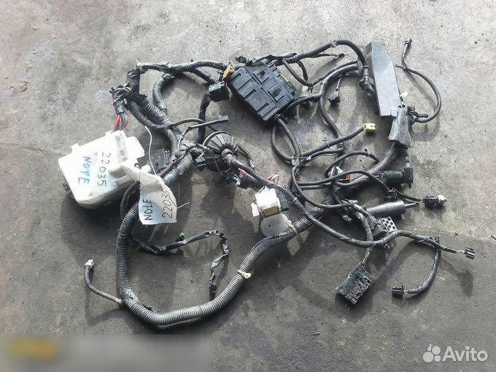 Проводка (коса) Nissan Note (E11) 2006-2013