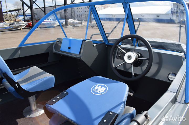 Новая моторная лодка Неман 450 DC с оборудованием