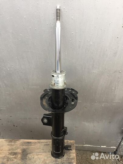 Стойка правая kia rio оригинал