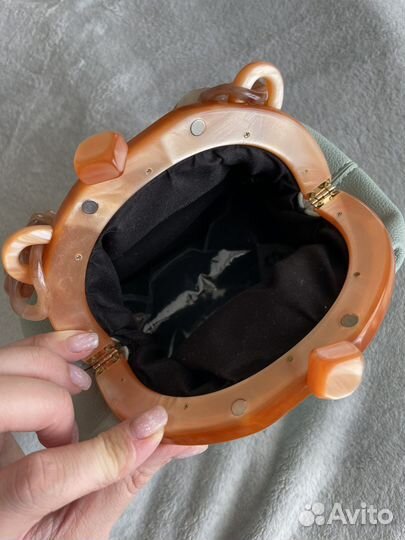 Сумка женская кожаная с цепочкой