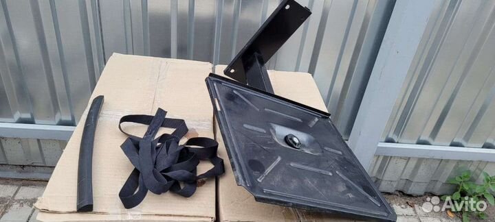 Подставка под телевизор настенная