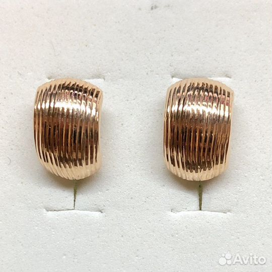Золотые серьги 585 пробы