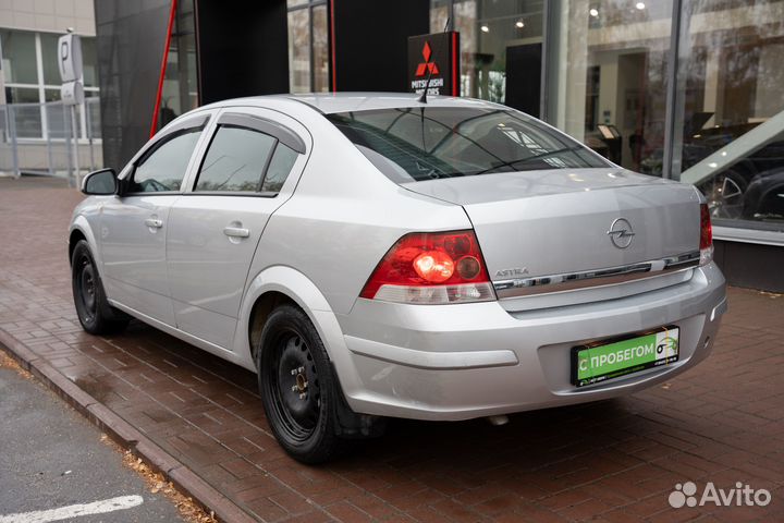 Opel Astra 1.8 МТ, 2010, 57 445 км