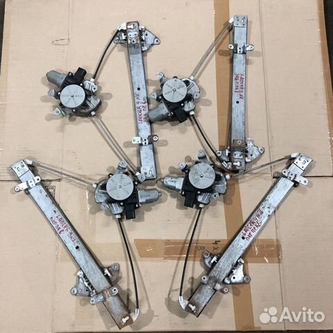 Стеклоподъемник Mitsubishi Lancer 9