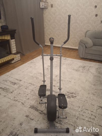 Эллиптический тренажер