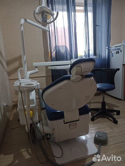 Стоматологическое кресло бу