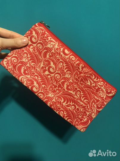 Косметичка в прекрасном состоянии