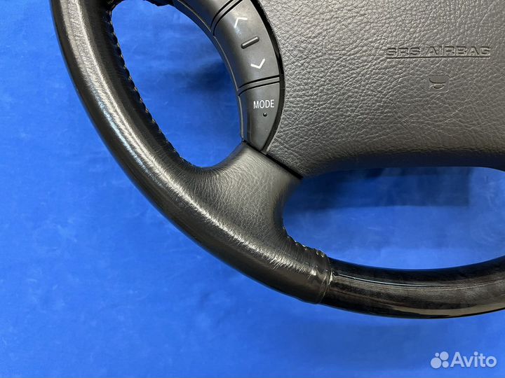 Оригинальный руль с косточкой Land Cruiser 100