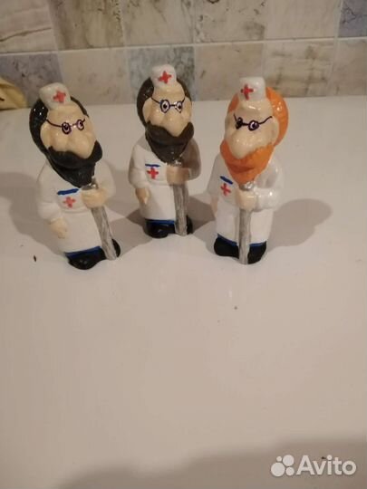 Фигурка бобр. Талисман футбольного клуба факел