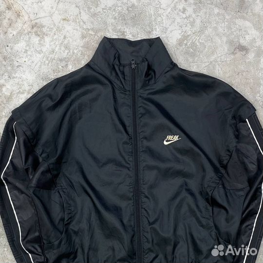 Ветровка Nike