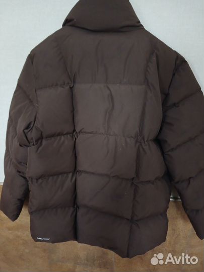 Пуховик adidas с нюансами